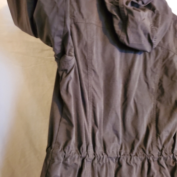 Roots Martinriver water resistant jacket size sm - Picture 12 of 16